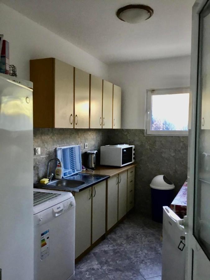 Dk Apartmani Dobra Voda Exterior photo
